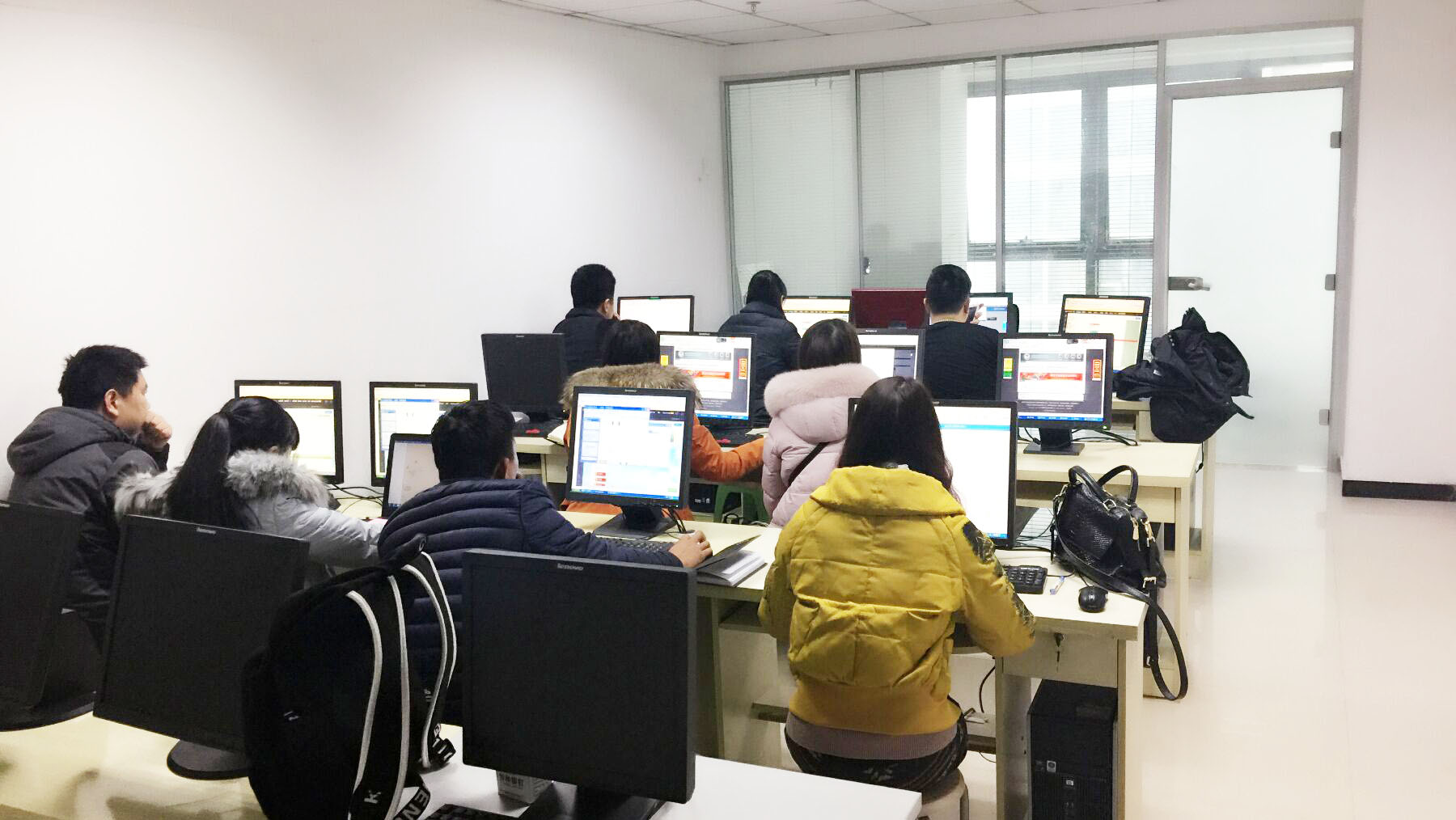 唯米電商學(xué)院-鄭州淘寶專業(yè)培訓(xùn)帶你做淘寶_縣域經(jīng)濟(jì)_中國網(wǎng)